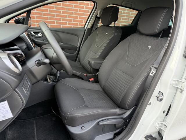 Renault CLIO 0.9 TCe Limited NAVI CLIMA CRUISE PDC CAMERA BLUETOOTH