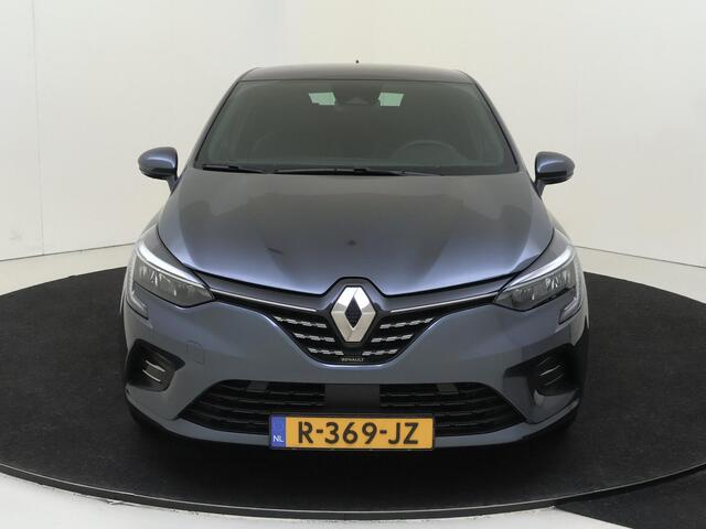 Renault CLIO 1.6 E-Tech Hybrid Intens 145PK | Automaat | Trekhaak | Navigatie via Telefoon | Climate Control | Parkeersensoren | Apple CarPlay & Android Auto