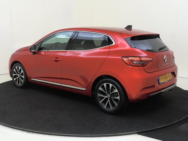 Renault CLIO 1.6 E-Tech Hybrid 145 PK Techno | Pack Advanced Safety | Pack Infotainment 9.3" | Pack Lightning | Apple Carplay/Android | cruise control | electronic climate control | lederen/stof bekleding | LED koplampen | lichtmetalen velgen 16" | navigatiesysteem |