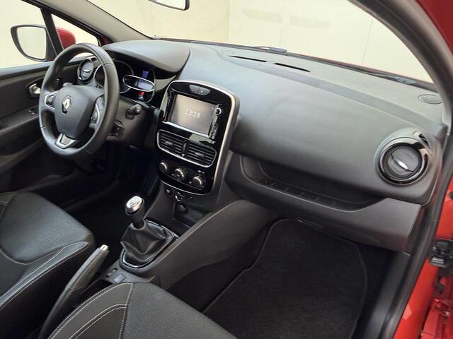 Renault CLIO 0.9 TCe Zen | Navigatie | Parkeersensoren | Airco | CruiseControl & Snelheidbegrenzer | Isofix | LED Dagrijverlichting |