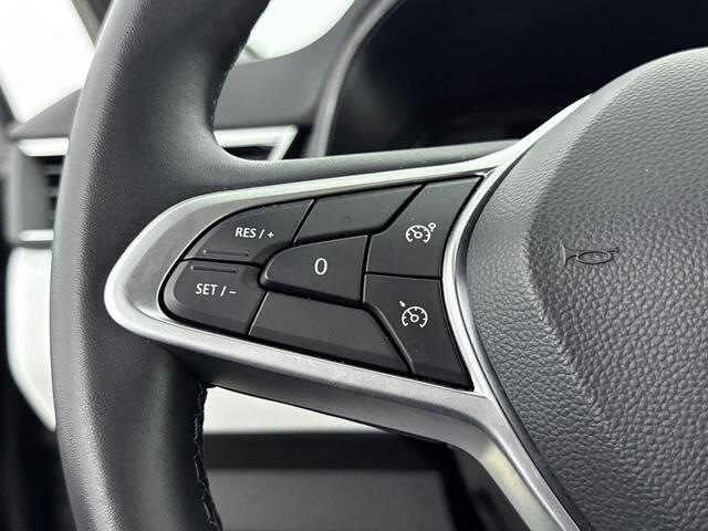 Renault CLIO 1.6 E-Tech Hybrid 145Pk Automaat Techno | Achteruitrijcamera | Climate Control | Apple Carplay/Android Auto | Navigatie | Keyless Entry | Cruise Control | Lichtmetalen velgen | Privacy Glass |