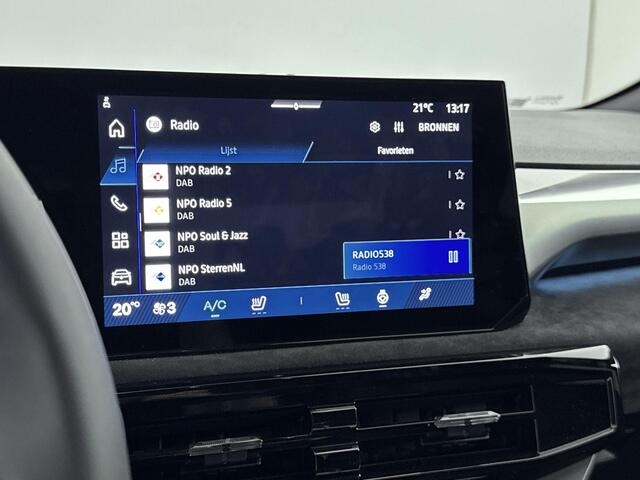 Renault CLIO 1.8 Hybrid 160Pk esprit Alpine | Google Navigatie | Apple & Android Carplay | 360 Camera | Harman Kardon Soundsystem | Parkeersensoren Voor en Achter | Adaptieve Cruise Control | Privacy Glas |
