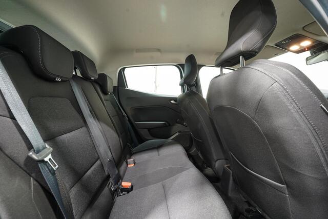Renault CLIO 1.6 E-Tech Hybrid 145 Zen | Navigatie | PDC