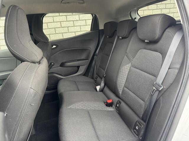 Renault CLIO 1.0 TCe Zen | Navigatie | Cruise Control | Apple CarPlay / Android Auto | DAB+ |