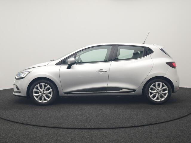 Renault CLIO 1.2 TCe Intens 119pk Automaat | Camera | Keyless | Alcantara Sportstoelen Verwarmd | Cruise Control | LED Koplampen | DAB | Navigatie | Park Assist | 16"L.M
