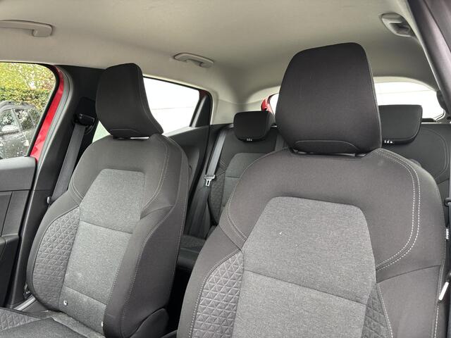 Renault CLIO 1.0 TCe Zen | Apple CarPlay / Android Auto | Cruise Control | Airco | DAB+ |