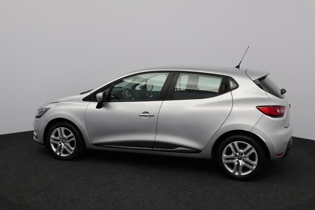 Renault CLIO 0.9 TCe Limited/ Stoelverw./ Keyless/ Regensensor/ Apple + Android/ DAB+/ Navi/ Clima/ Cruise/ Elek. pakket/ Isofix/ Bluetooth/ Multi. LEDER. Stuur/ Mistl./ LED Dagrijverl.