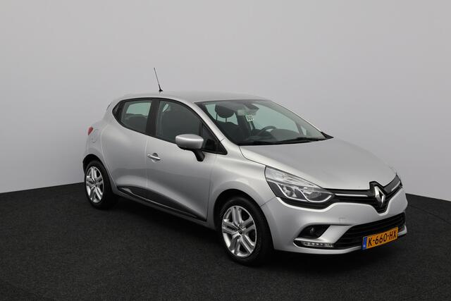 Renault CLIO 0.9 TCe Limited/ Stoelverw./ Keyless/ Regensensor/ Apple + Android/ DAB+/ Navi/ Clima/ Cruise/ Elek. pakket/ Isofix/ Bluetooth/ Multi. LEDER. Stuur/ Mistl./ LED Dagrijverl.