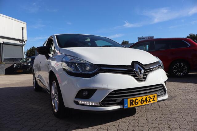 Renault CLIO 1.5 dCi Ecoleader Limited | Airco | Trekhaak | LM velgen | 2017
