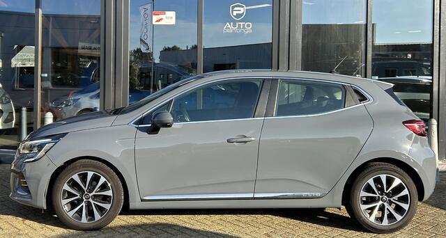 Renault CLIO 1.0 TCe Intens 101PK | 1e Eigenaar | Dealeronderhouden | NL AUTO | NAP | Achteruitrijcamera | Keyless Entry | Keyless Start | Climate Control | Navigatie | Cruise Control | Lichtmetalen Velgen | 2 Sleutels | APK tot 14-12-2027 |