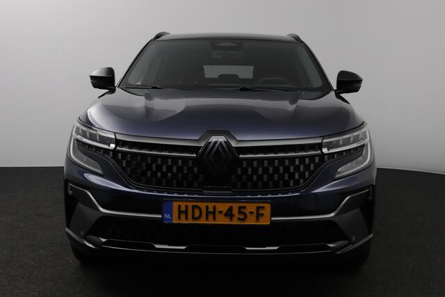 Renault ESPACE E-Tech Full Hybrid 200 Iconic Esprit Alpine 7p. | Panoramadak | Harman Kardon | Trekhaak |