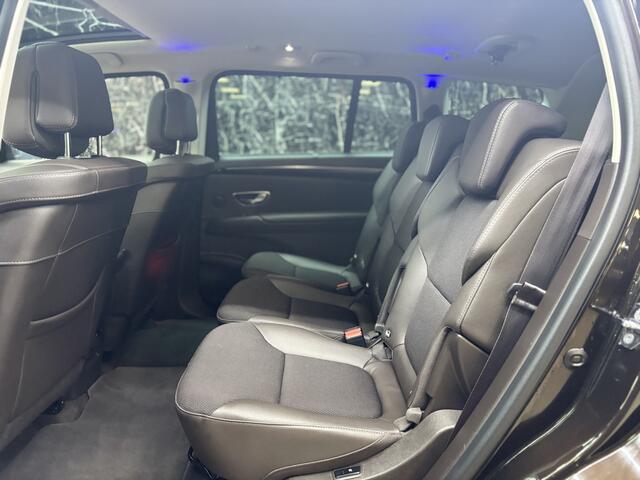 Renault ESPACE 1.6 TCe Initiale Paris 5p. Pano / Ambient Lighting / Navi / Winterpakket