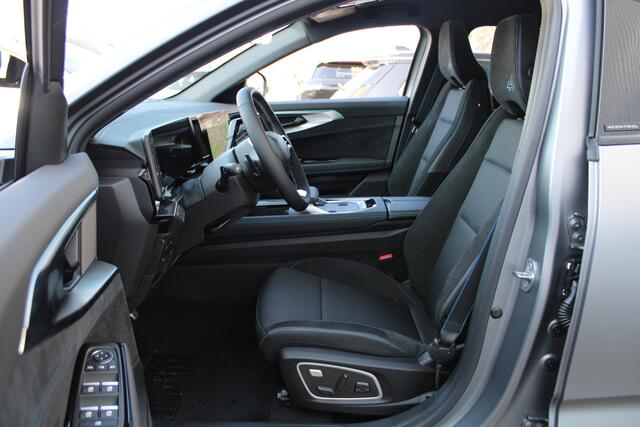 Renault ESPACE E-Tech Hybrid 200 esprit Alpine 5p. | Nieuw uit voorraad | Adaptive Cruise | Panoramadak | Elek. Stoelen