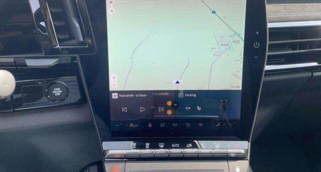 Renault ESPACE E-Tech full hybrid 200 esprit Alpine 7p.