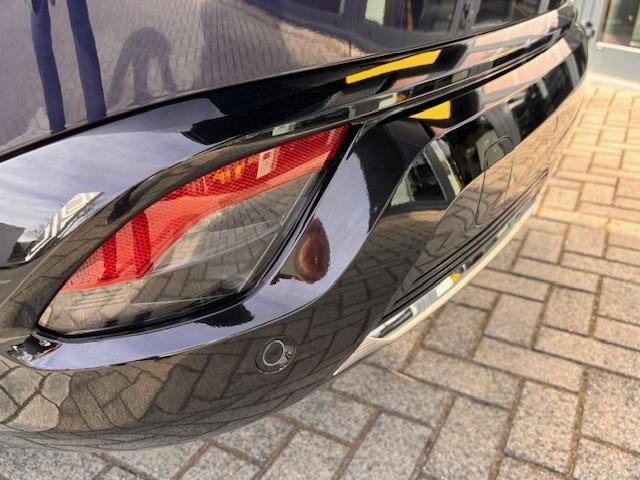 Renault ESPACE E-Tech full hybrid 200 iconic 7p. | Pack advanced Drive Assist | Panoramisch vast glazen dak | Harman Kardon Premium Audio |