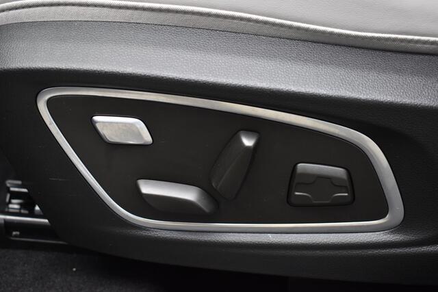 Renault ESPACE E-Tech full hybrid 200 iconic | 7 PERSOONS | FULL OPTION | HARMAN/KARDON | PANORAMADAK | HUD | STUUR/STOELVERWARMING | LED MATRIX | LEDER | 360 CAMERA