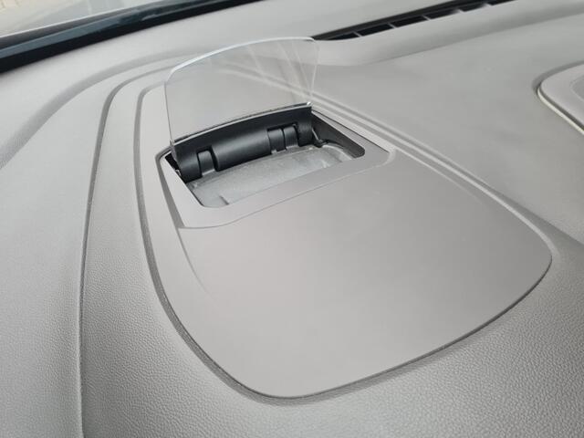 Renault ESPACE 1.8 TCe Initiale Paris 7p. | PANO | HEAD-UP | Carplay | Trekhaak | Volledig Dealer onderhouden