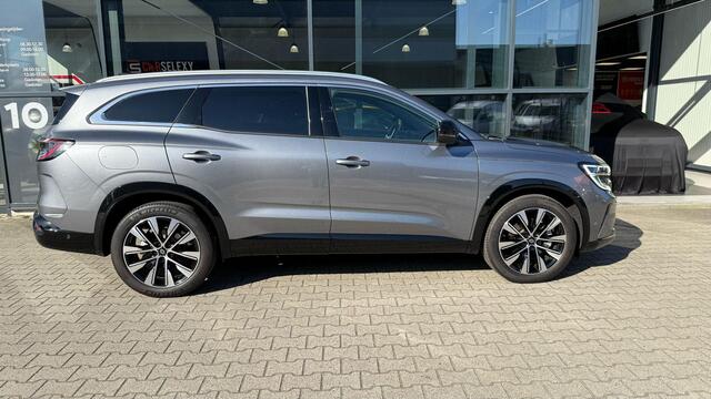 Renault ESPACE E-Tech Hybrid 200 techno 7p. *ACC & Winter Pack*
