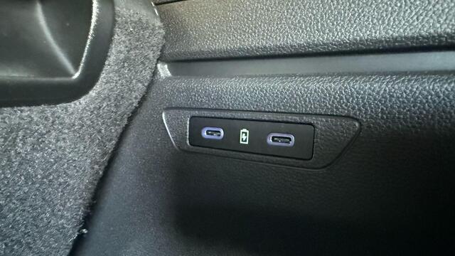 Renault ESPACE E-Tech Hybrid 200 techno 7p. *ACC & Winter Pack*