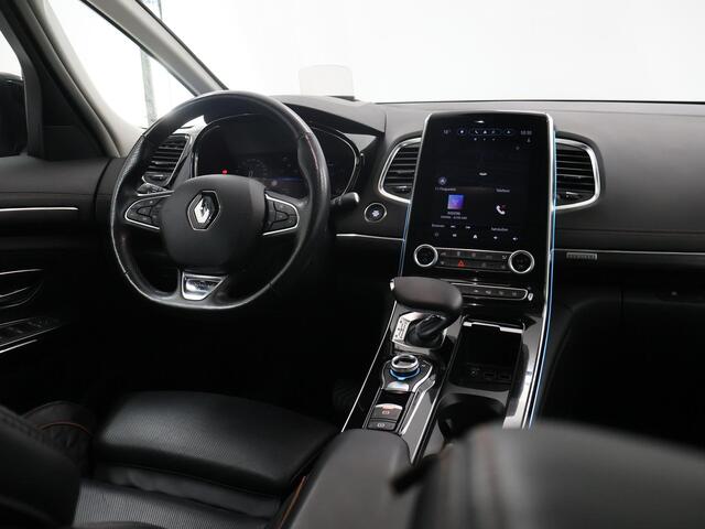 Renault ESPACE 1.8 TCe Initiale Paris 7p. | Panoramadak | Lederen Bekleding | Trekhaak Elektrisch Wegklapbaar | Adaptieve Cruise Control |