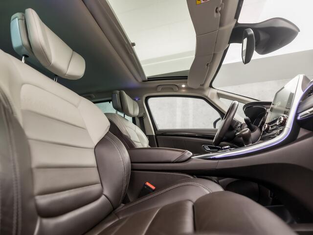 Renault ESPACE 1.6 TCe Initiale Paris 7 Persoons 200Pk Automaat (SCHUIFDAK, GROOT NAVI, HEAD-UP DISPLAY, STOELVERWARMING, BI-COLOR, MEMORY SEATS, CAMERA, ADAPTIVE CRUISE, SFEERVERLICHTING, LED KOPLAMPEN, NIEUWSTAAT)