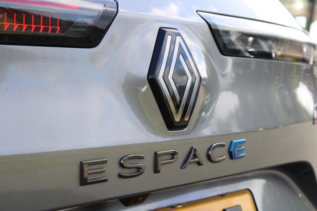 Renault ESPACE E-Tech full hybrid 200 esprit Alpine 5p. | 360 CAMERA | GLAZEN DAK | HARMAN KARDON | PARKEERSENSOREN V+A | CLIMATE CONTROL | CRUISE CONTROL | APPLE CARPLAY