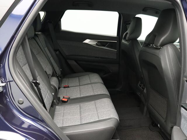 Renault ESPACE E-Tech full hybrid 200pk techno 7p. | Panoramisch vast glazen dak | Elektrisch bedienbare achterklep |