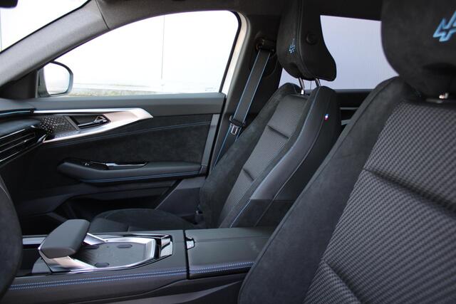 Renault ESPACE E-Tech full hybrid 200 esprit Alpine 7p. Panorama glazen dak * Harman & Kardon * Pack Advanced Driving Assist