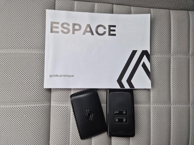 Renault ESPACE E-Tech full hybrid 200 iconic 7p. Automaat / 7 Persoons / HUD / Apple Carplay Android Auto / Pack Advanced Drive Assist / Stuur-, Stoel en Voorruitverwarming / Rondomzicht camera / Stoel met massage functie /