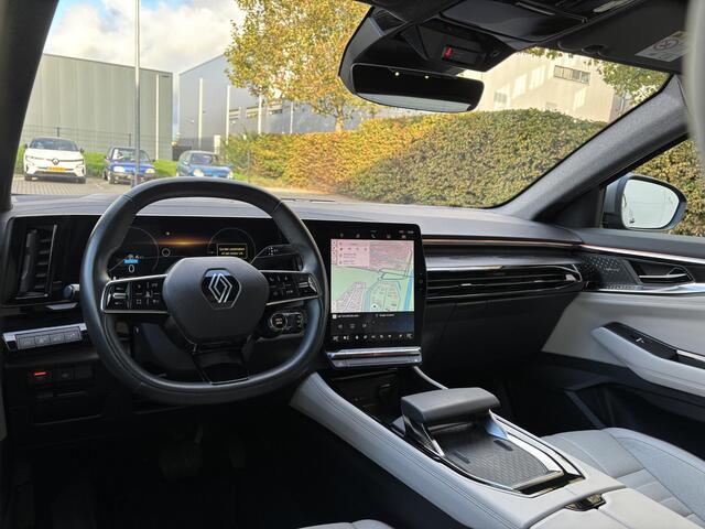 Renault ESPACE E-Tech full hybrid 200 iconic 7p. / 4 Control / Panoramadak /