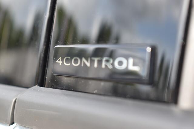 Renault ESPACE Iconic | Achteruitrijcamera | Adaptive Cruise Control | Elektrisch verwarmbare voorstoelen