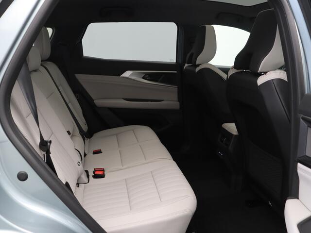 Renault ESPACE Iconic Hybrid 200 | Achteruitrijcamera | Elektrisch verwarmbare voorstoelen | Elektronisch geregelde airconditioning