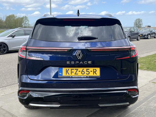 Renault ESPACE E-Tech full hybrid 200PK iconic / Panorama/ 360 Camera / Winterpakket / 4-Control / PDC V+A / 20''LMV /