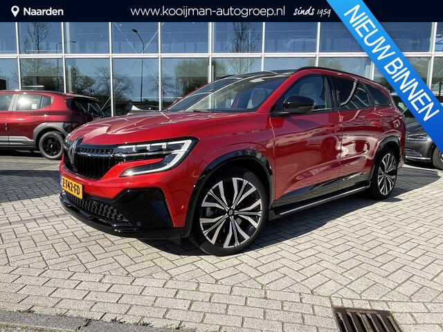 Renault ESPACE E-Tech full hybrid 200 iconic 7p. Full options o.a. headup display, harman kardon soundsystem wit leder, electrische achterklep, 7 persoons, panoramadak, all seasonbanden, 1 e eigenaar , slechts 17000 kn gereden