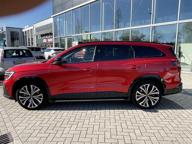 Renault ESPACE E-Tech full hybrid 200 iconic 7p. Full options o.a. headup display, harman kardon soundsystem wit leder, electrische achterklep, 7 persoons, panoramadak, all seasonbanden, 1 e eigenaar , slechts 17000 kn gereden