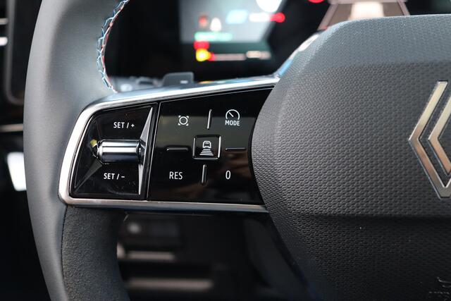 Renault ESPACE E-Tech full hybrid 200 esprit Alpine 7p. | 5 jaar garantie | Harman Kardon | Pano | Head-up | Elek. Stoelen | Stoel-/Stuurverwarming