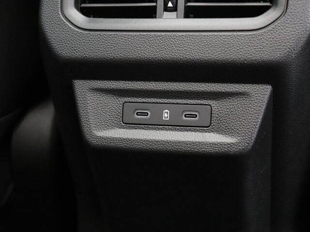 Renault ESPACE E-Tech full hybrid 200pk esprit Alpine 7p. | Vijf jaar garantie | Full option! | Panoramisch dak | Harman Kardon | HUD |
