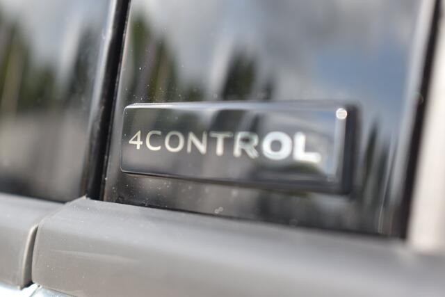 Renault ESPACE Iconic | Achteruitrijcamera | Elektrisch verwarmbare voorstoelen | Elektronisch geregelde airconditioning