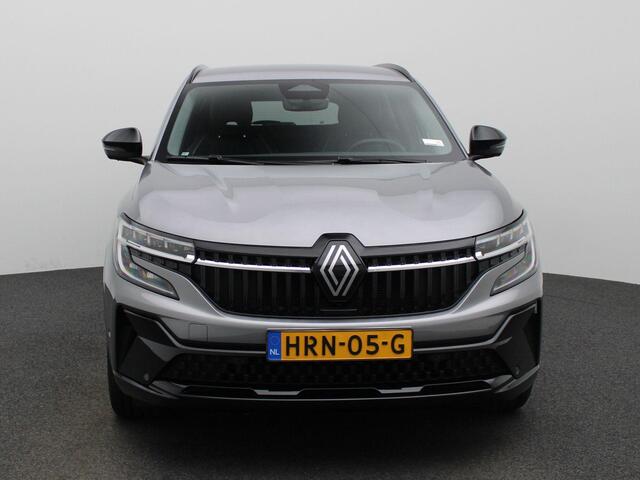 Renault ESPACE E-Tech full hybrid 200 iconic 7p. | Trekhaak | Adaptive Cruise Control | Blind Spot Warning | Climate Control | Elektrische Achterklep | Elektrisch Verstelbare Voorstoelen met Massagefunctie | Around View Camera | Stoel- Stuur- en Voorruitverwarming | Trekhaak |