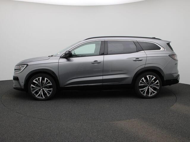 Renault ESPACE E-Tech full hybrid 200 iconic 7p. | Trekhaak | Adaptive Cruise Control | Blind Spot Warning | Climate Control | Elektrische Achterklep | Elektrisch Verstelbare Voorstoelen met Massagefunctie | Around View Camera | Stoel- Stuur- en Voorruitverwarming | Trekhaak |