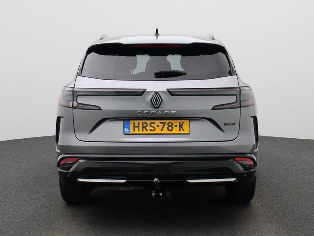 Renault ESPACE E-Tech full hybrid 200 iconic 7p. | Trekhaak | Adaptive Cruise Control | Blind Spot Warning | Climate Control | Elektrische Achterklep | Elektrisch Verstelbare Voorstoelen met Massagefunctie | Around View Camera | Stoel- Stuur- en Voorruitverwarming | Trekhaak |
