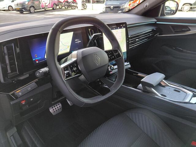 Renault ESPACE E-Tech full hybrid 200 Esprit Alpine 7p. | AUTOMAAT | CAMERA | CLIMATE | CARPLAY
