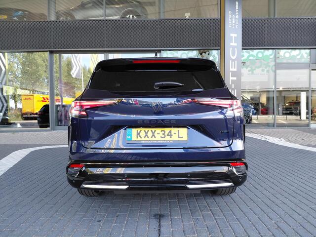 Renault ESPACE E-Tech full hybrid 200 Esprit Alpine 7p. | AUTOMAAT | CAMERA | CLIMATE | CARPLAY