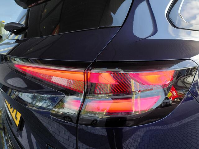 Renault ESPACE E-Tech full hybrid 200 Esprit Alpine 7p. | AUTOMAAT | CAMERA | CLIMATE | CARPLAY