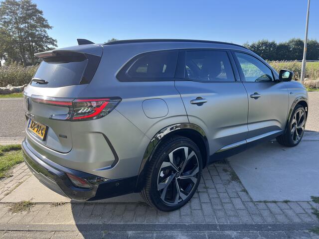 Renault ESPACE E-Tech full hybrid 200 PK iconic esprit Alpine 7-Persoons/ Gris Schiste Satin / 360 Camera / Panorama / 4-Control / Elek.achterklep / Harman/Kardon /