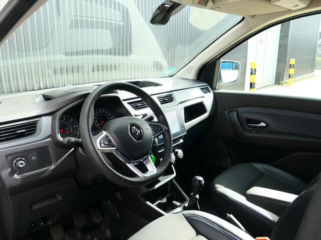 Renault EXPRESS 1.5 dCi 75 Comfort + *Betimmering lat-lat in laadruimte* - Sidebars, sensor achter, navi, trekhaak