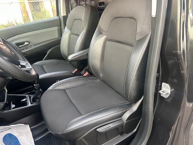 Renault EXPRESS 1.5 dCi 75 Comfort AIRCO NAVI I CAMERA I 1e EIGENAAR I APPLE CAR PLAY