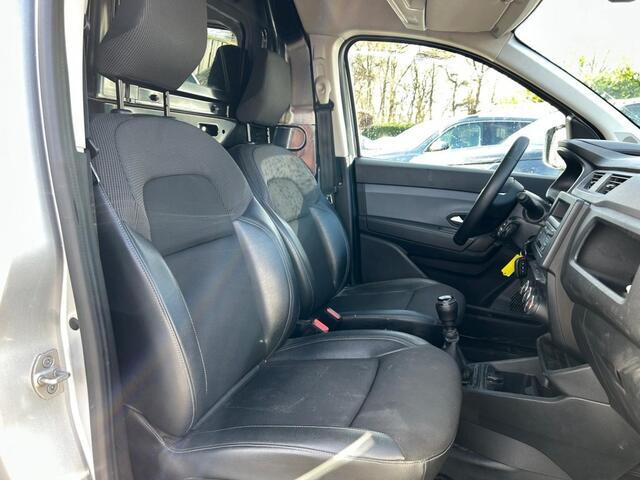 Renault EXPRESS 1.5 DCI 75 COMFORT, BT, Cruise, Schuifdeur