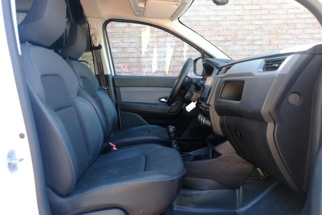 Renault EXPRESS 1.3 TCe 100pk Comfort + | App Connect | DAB | Airco | Cruise | Zijschuifdeur Rechts