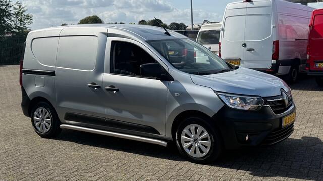 Renault EXPRESS 1.5 DCI 55KW 75PK EURO 6 NAVIGATIE/ AIRCO/ CRUISE CONTROL/ PARKEERSENSOREN/ CAMERA/ 100% DEALERONDERHOUDEN